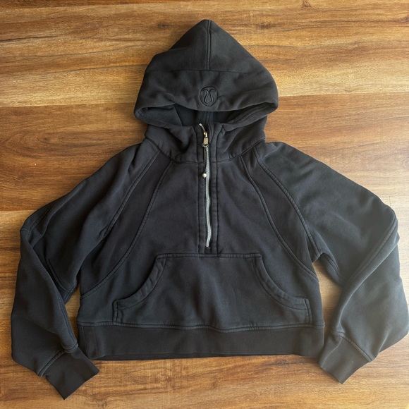 Lululemon Cropped Quarter Zip Hoodie Black Thumb Holes Scuba Style Pullover 2 - Picture 2 of 9